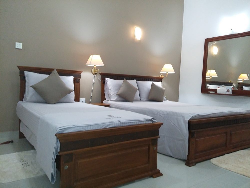 Bed and Breakfast West Dene à Negombo Extérieur photo